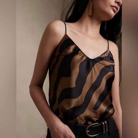 Banana Republic Tops - Banana Republic 100% silk XL Animal Print Camisole Sold Out